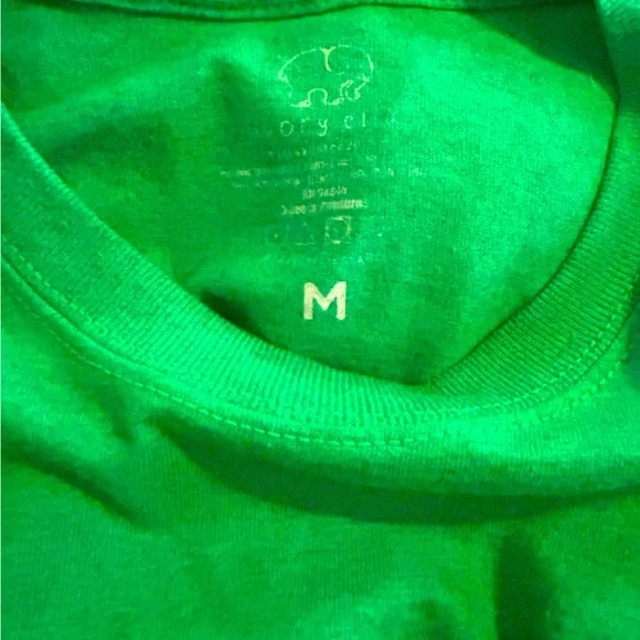 EUC Ivory Ella kelly green tie dye elephant short sleeve tshirt. Size medium. - Picture 4 of 4